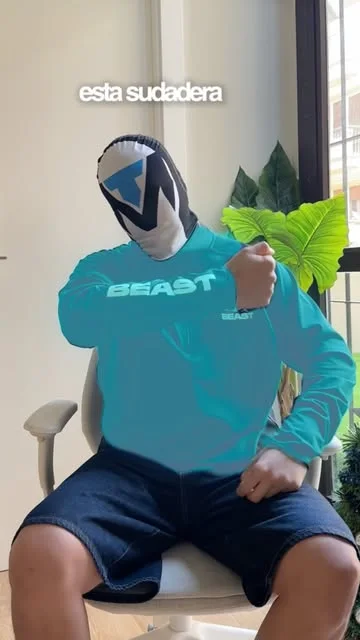Creator wearing a BEAST hoodie in a TuManag3r post
