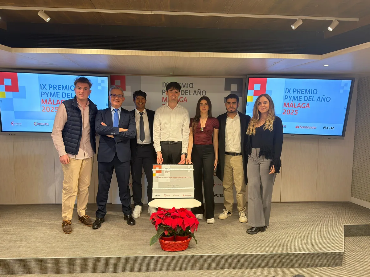 TuManag3r team beside the Training and Employment runner-up award at the 2025 Málaga SME Awards
